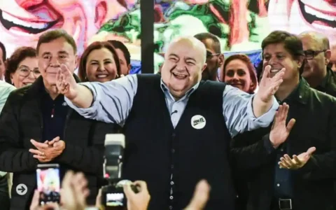 Greca acerta vice de Sandro Alex, dizem fontes do Blog do Esmael; acordo ainda aguarda oficialização