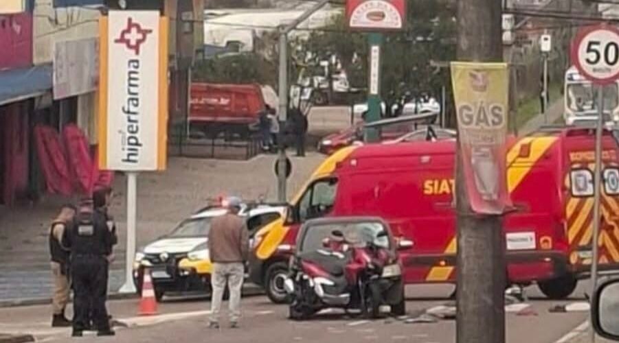 Motociclista fica ferido após acidente na Avenida Rui Barbosa, em São José dos Pinhais