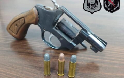Homem é preso pela ROMU com revólver calibre .38 no Jardim Suzuki, em São José dos Pinhais