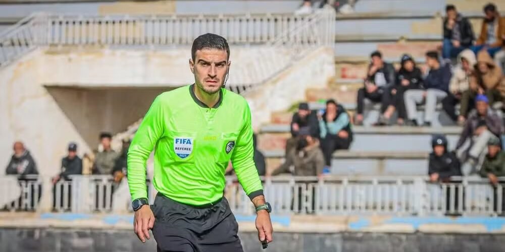Morador de São José dos Pinhais, árbitro sírio da Fifa apita no Paraná após trajetória com astros do futebol mundial