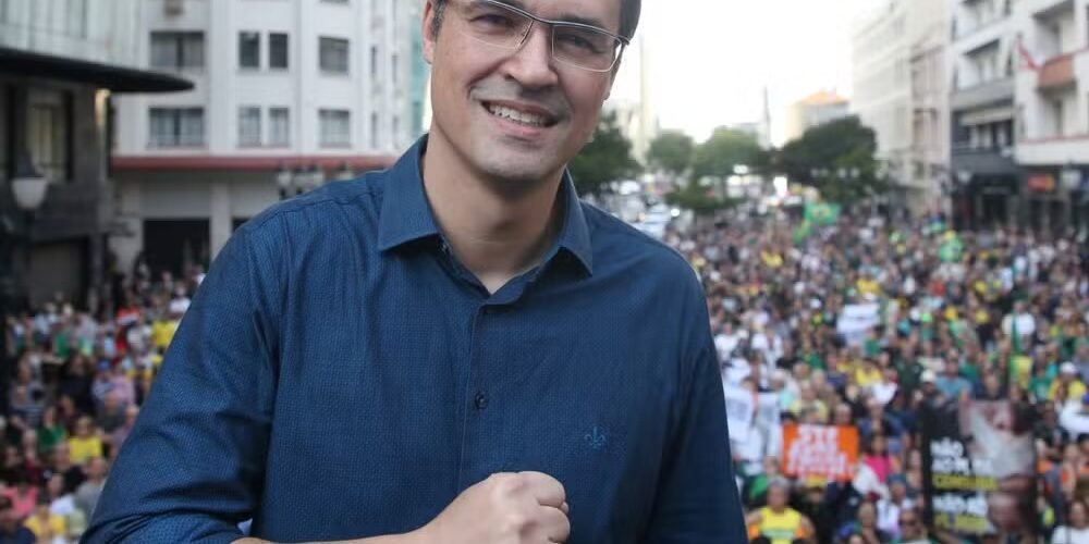 TRE-PR confirma candidatura de Deltan Dallagnol ao Senado nas Eleições 2026