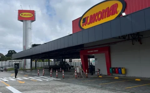 Jacomar completa 60 anos, celebra trajetória em Curitiba e anuncia inauguração de sua 21ª unidade em São José dos Pinhais